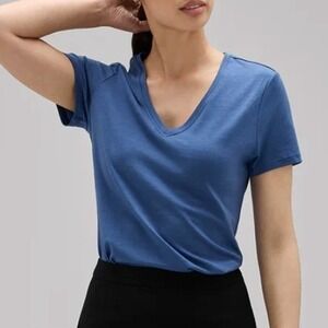 Unbound Merino V‑Neck T‑Shirt Womens Large 100% Merino Wool Short Sleeve Basic